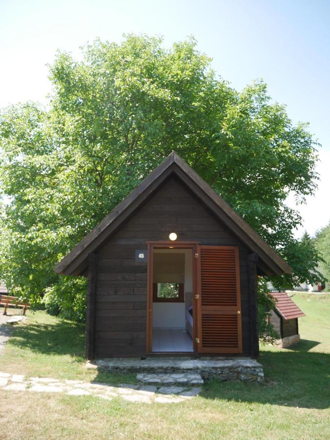 Bungalows Korana - Campsite Korana Selište Drežničko Exterior foto