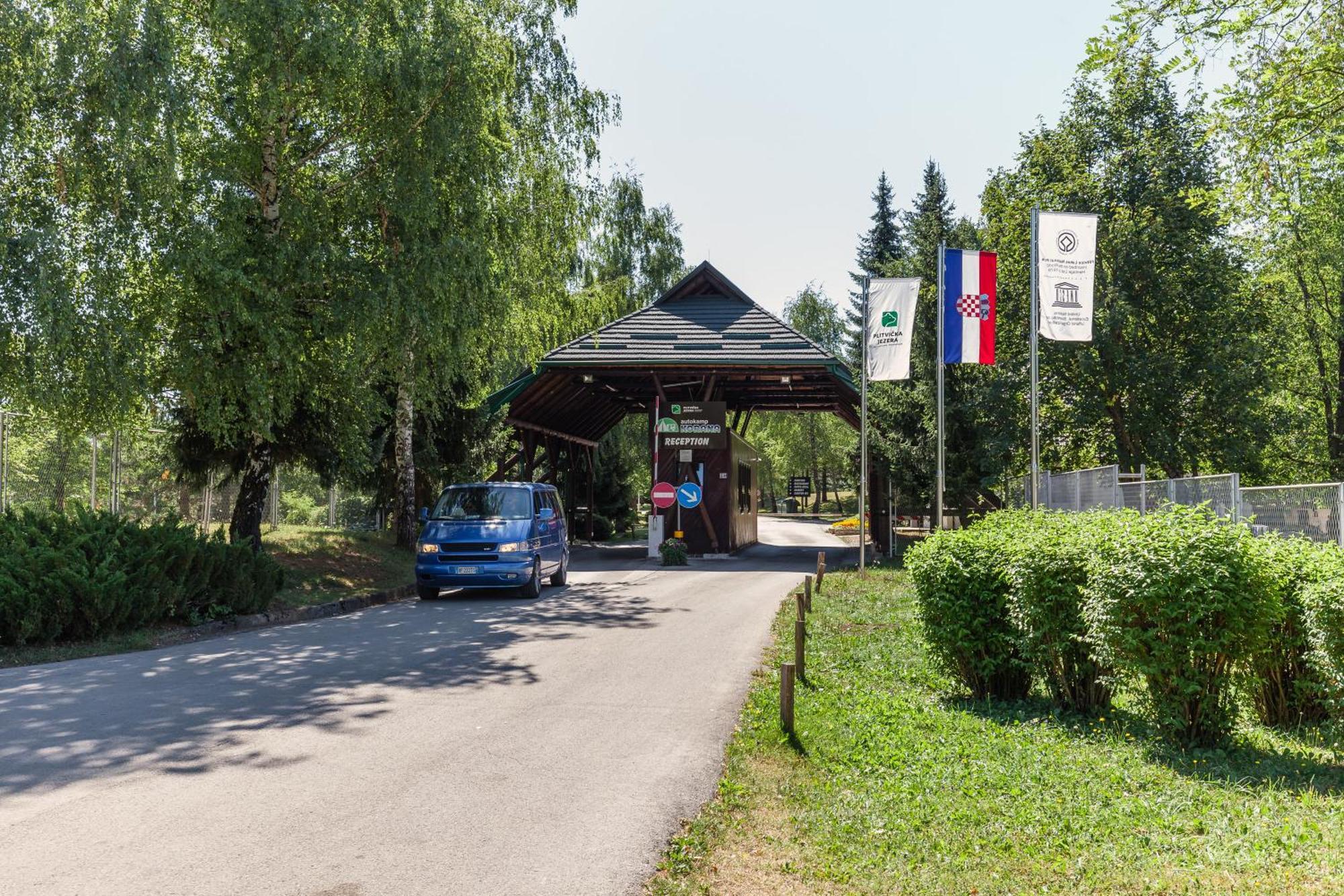Bungalows Korana - Campsite Korana Selište Drežničko Exterior foto